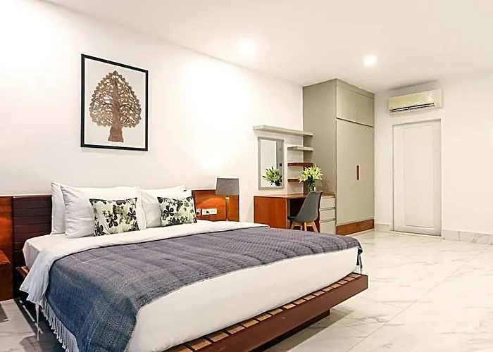 Modern Private By La San
